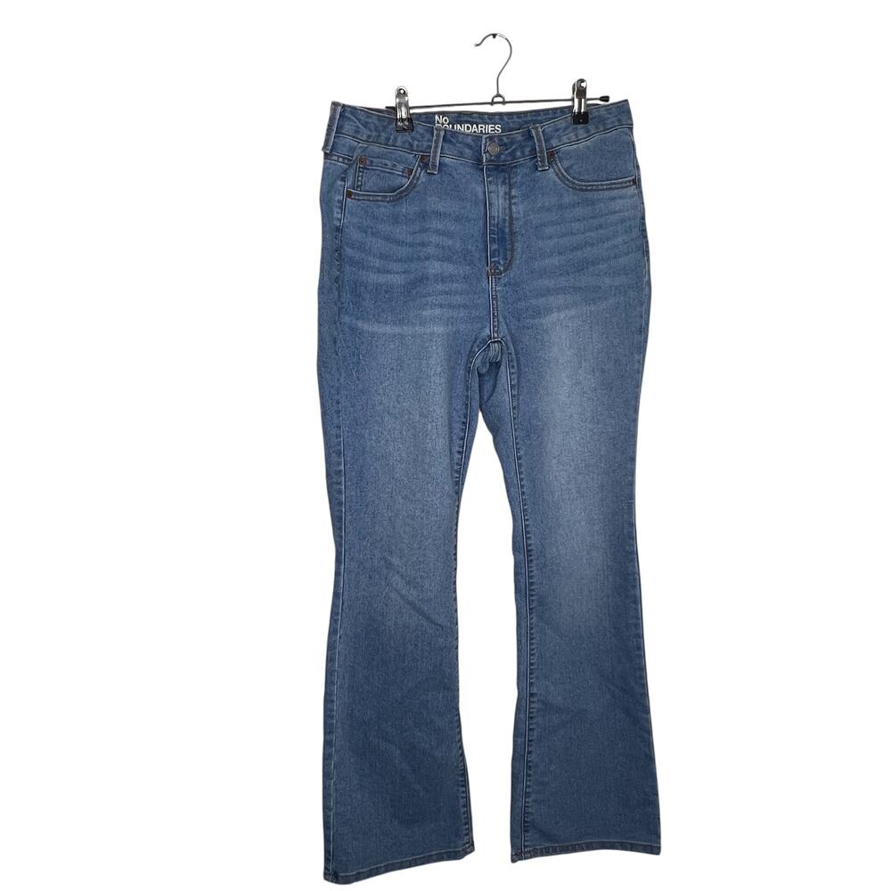 No Boundaries Blue Light Wash Flared Jean Size 12